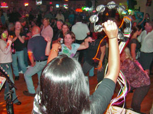 Oracle Band at Afterdeck in Pasadena Maryland - Thanksgiving Eve Party - Click for enlarged view