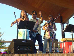 herrera-family-on-stage.jpg (125823 bytes)