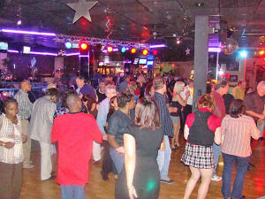 Saturday Night at Whispers in Glen Burnie Maryland. Click for enlarged view