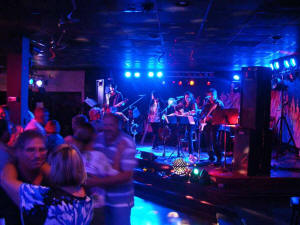 Oracal Band at Whispers Restaurant & Nightclub Glen Burnie Maryland - July 2010