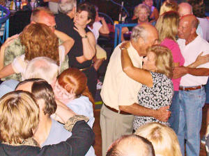 Oracle Band performs at Whispers Restaurant in Glen Burnie Maryland - July 2008