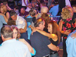 Party at Whispers Nightclub with Oracle Band. Click for enlarged view