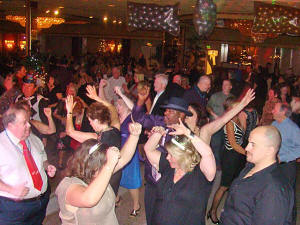 Oracle Band - New Years Eve 2010 @ La Fontaine Bleue Glen Burnie Maryland